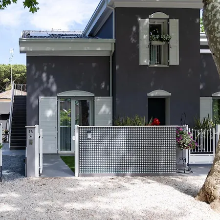 Monti Suites&aparts B&B 4*