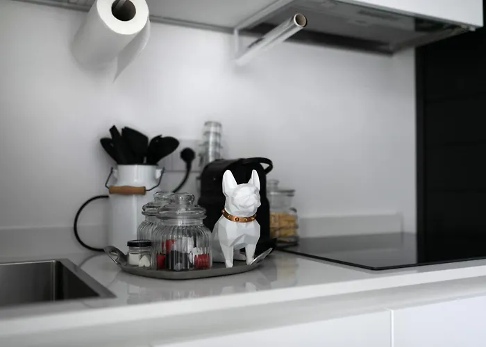 Monti Suites&aparts 체제나티코