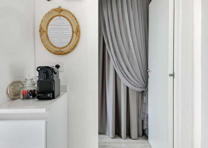 B&B Monti Suites&aparts 체제나티코