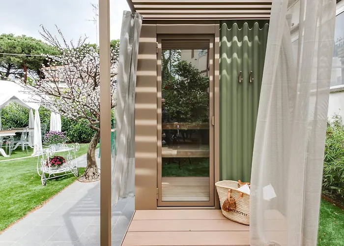 Monti Suites&aparts B&B 체제나티코