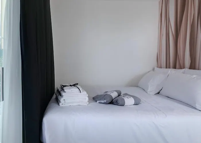 B&B Monti Suites&aparts 체제나티코