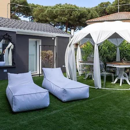 Monti Suites&aparts 4* Чезенатико