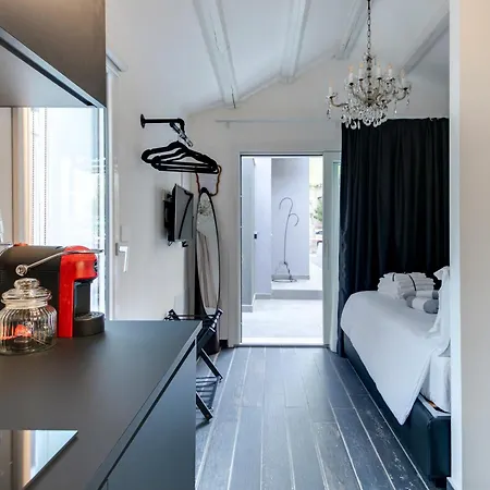 Bed & Breakfast Monti Suites&aparts 4*