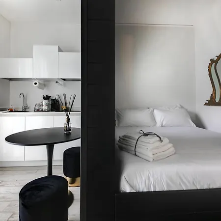 Monti Suites&aparts تْشيزيناتيكو