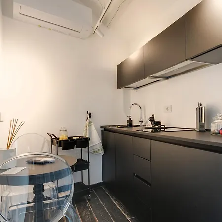 فندق مبيت وإفطار Monti Suites&aparts