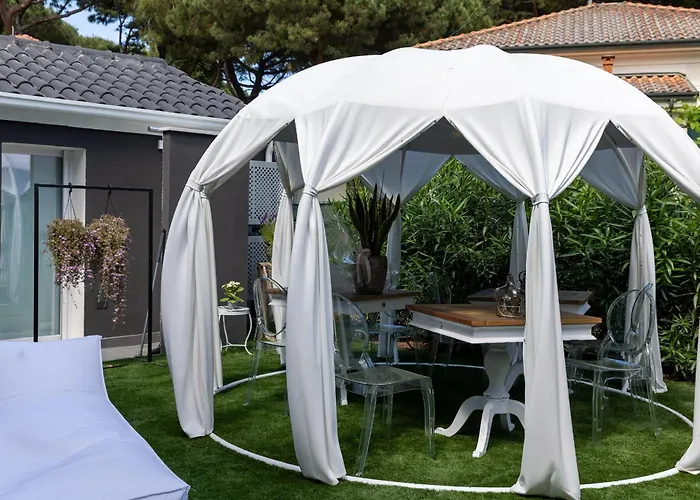 Monti Suites&aparts Panzió 4*