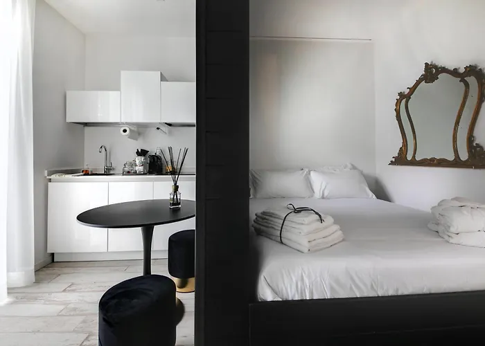 Monti Suites&aparts Чезенатико