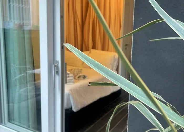 Monti Suites&aparts Отель типа 