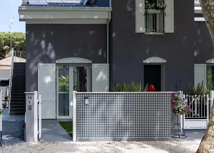 Monti Suites&aparts Отель типа 